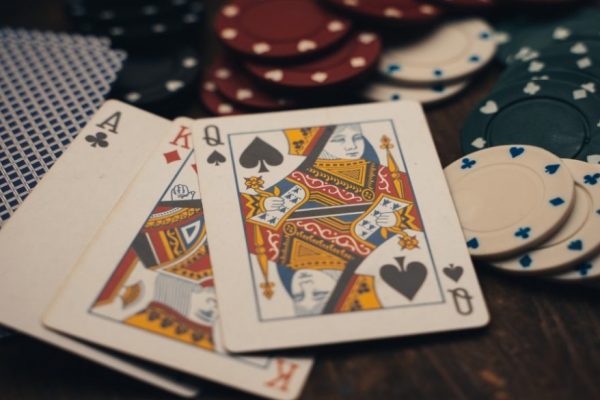 Combining techniques to overcome basic online baccarat from the latest year.
